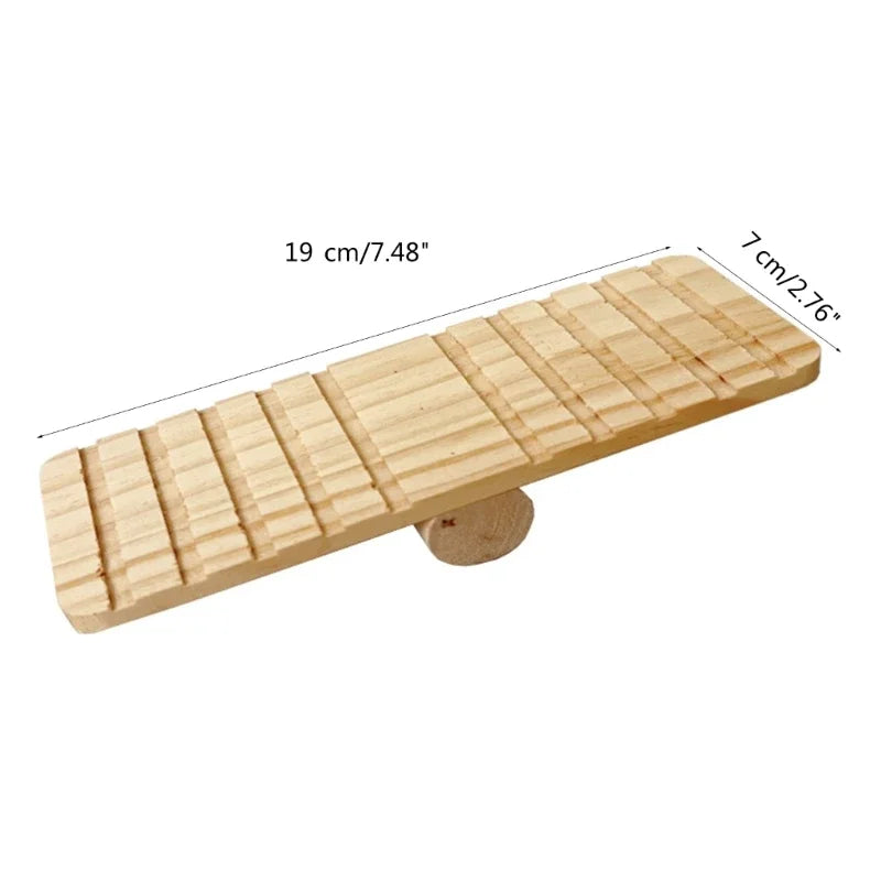 Vippe- og klatreplatform i naturtræ